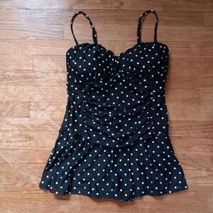 Tropical Escape Women's Black & White Polka Dot One Piece Skirt Swimsuit 14
